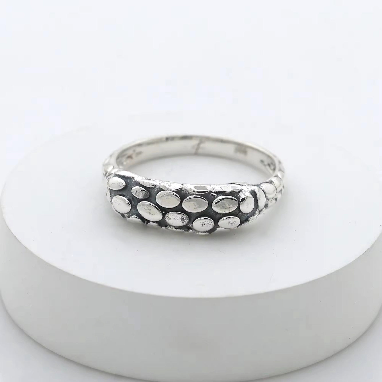 VEXT - A002 - HAND-MADE RING
