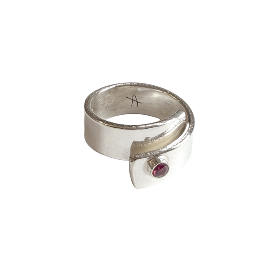 VORTEX-A005-RING with Amethyst